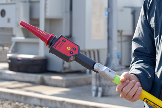 tic 300 pro Voltect non contact voltage detector in hand